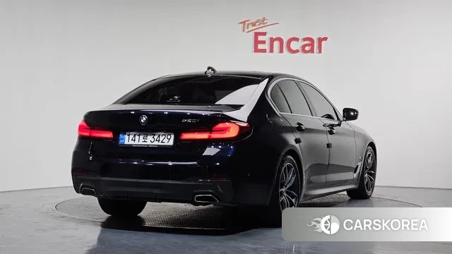 BMW 5 Series (G30) id 3697283 из Кореи 12