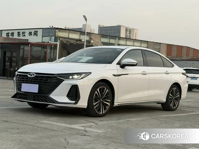 Chery Arrizo 8 2024 Белый из Китая, фото 4