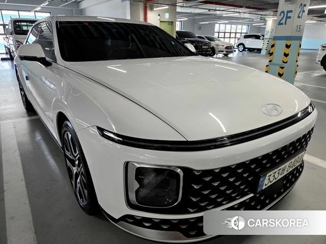 Hyundai Grandeur Hybrid (GN7) 2023 Белый из Кореи, фото 6