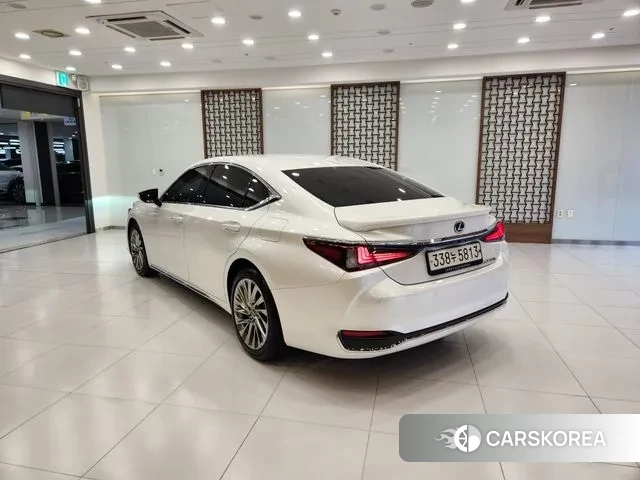 Lexus ES300h 7th generation id 3732085 из Кореи 7