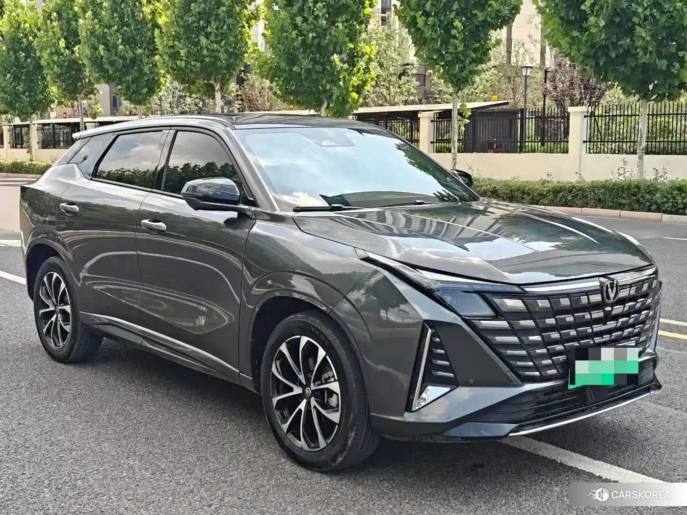 Chang'an UNI-Z 2024 Silver/gray из Китая, фото 2