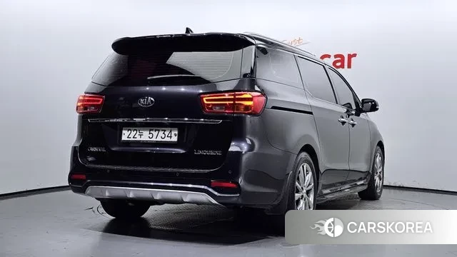 Kia The New Carnival id 3000506 из Кореи 12