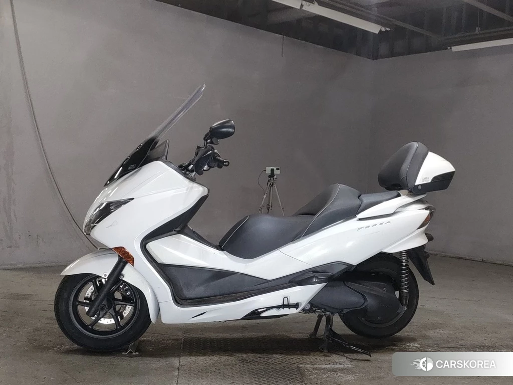Проданный Honda FORZA Z 2012 из Японии