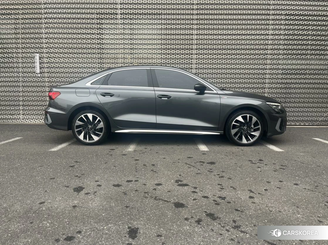 Audi A3 id 4492936 из Китая 9