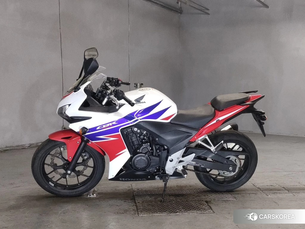Проданный Honda CBR400R 2013 из Японии, фото 2