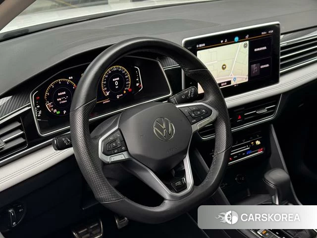 Volkswagen Tiguan L id 4297597 из Китая 12