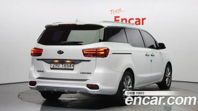 Kia The New Carnival id 2937158 из Кореи 12