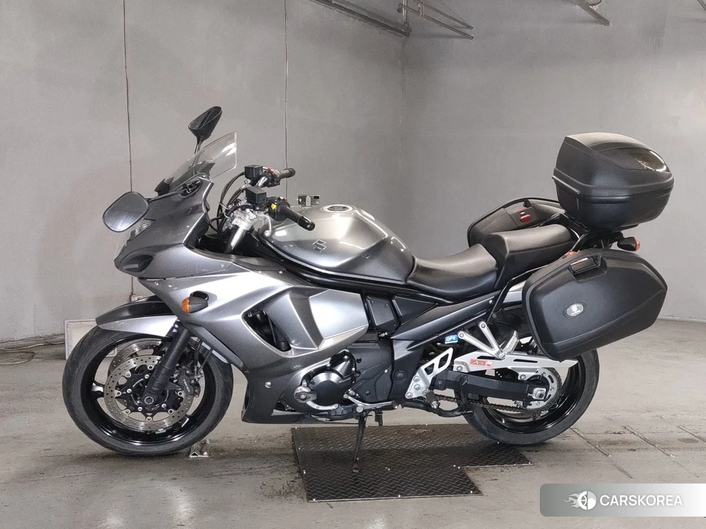 Проданный Suzuki BANDIT 1250F 2011 из Японии