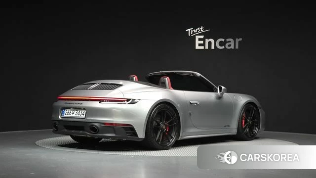 Porsche 911(992) id 4400785 из Кореи 12