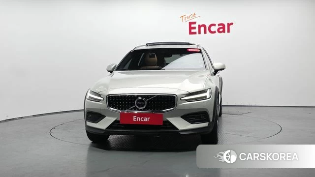Volvo V60 Cross-Country 2nd Generation id 4530116 из Кореи 12