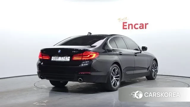 BMW 5 Series (G30) id 3598903 из Кореи 12