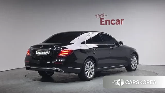 Mercedes-Benz E-Class W213 id 3687054 из Кореи 12
