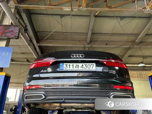 Audi A6 (C8) 2021 Черный из Кореи, фото 2