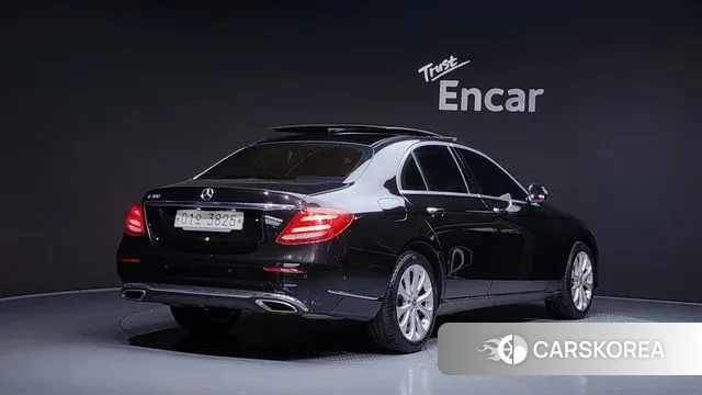 Mercedes-Benz E-Class W213 id 3499767 из Кореи 12