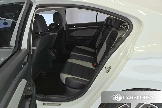 Volkswagen Bora id 4209237 из Китая 9