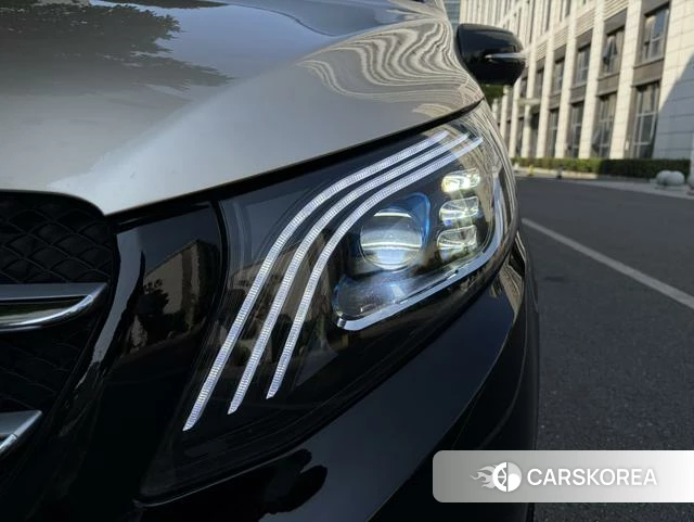 Mercedes-Benz V-class id 4341723 из Китая 12
