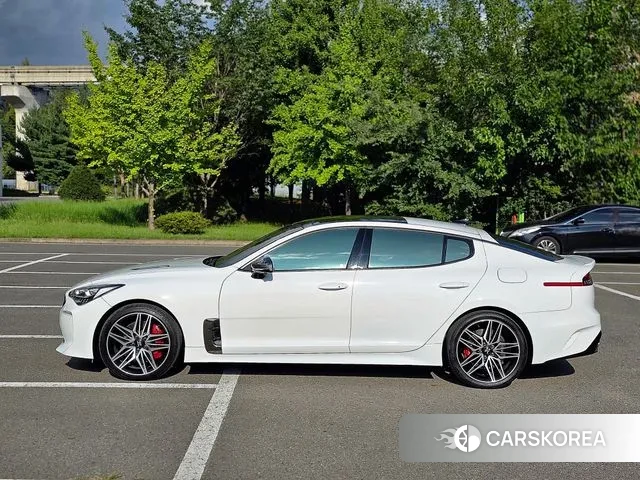 Kia Stinger id 3161881 из Кореи 12