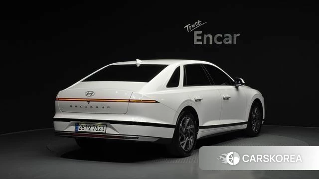 Hyundai Grandeur Hybrid (GN7) id 3825947 из Кореи 12