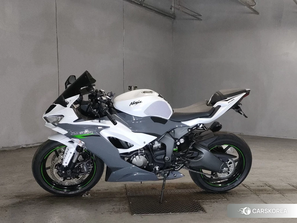 Проданный Kawasaki ZX-6R NINJA 2021 из Японии