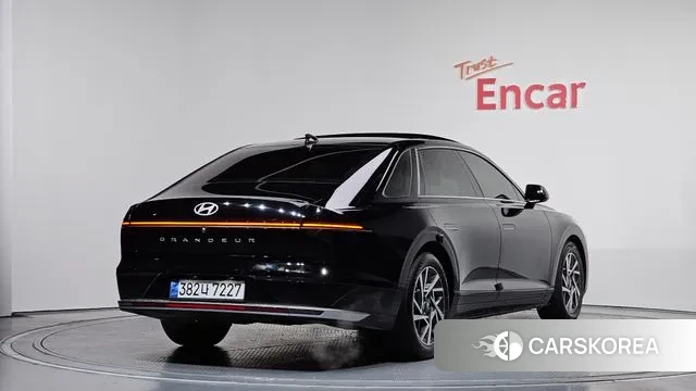 Hyundai Grandeur (GN7) id 3502975 из Кореи 12