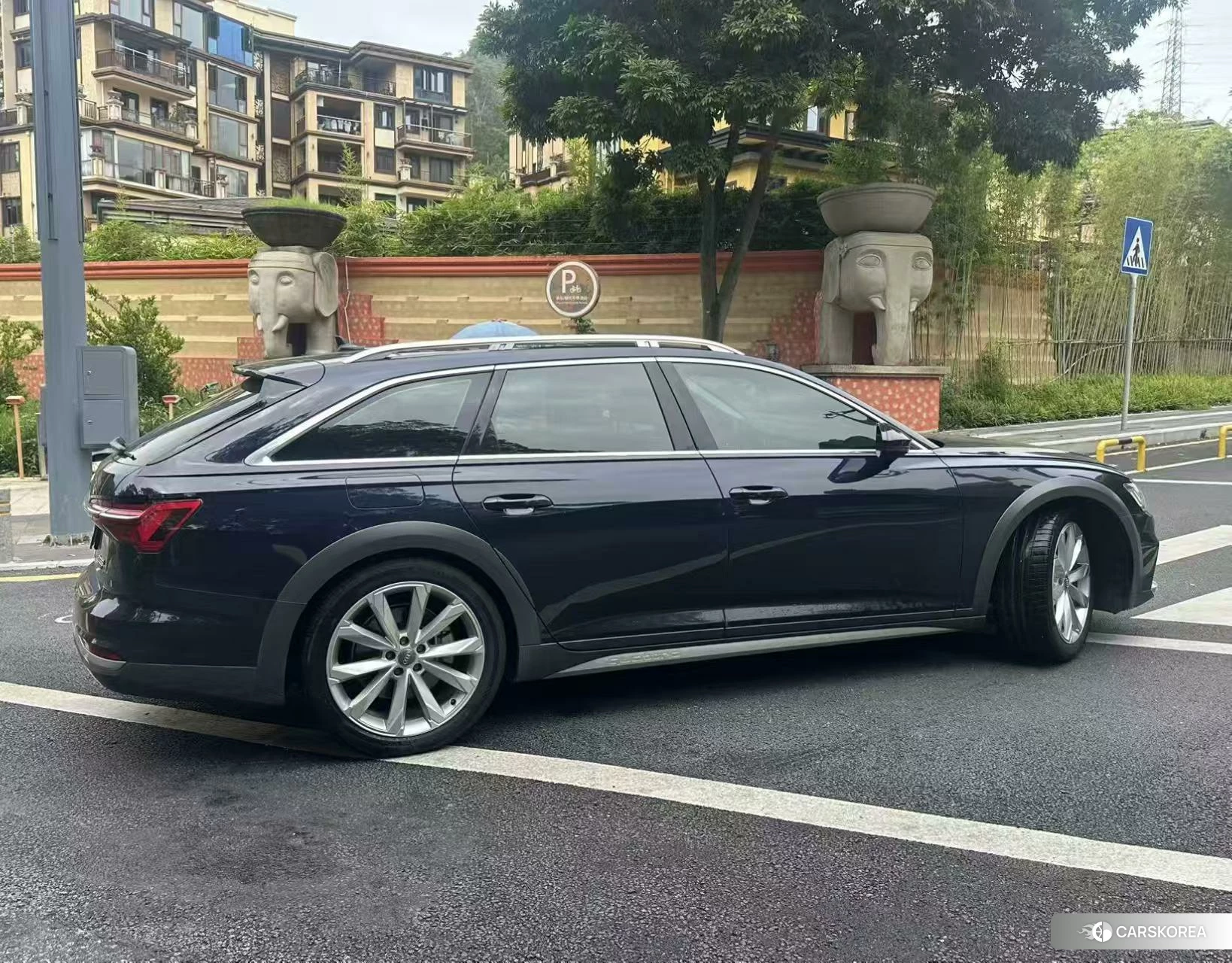 Audi A6 (import) 2020 Черный из Китая, фото 2