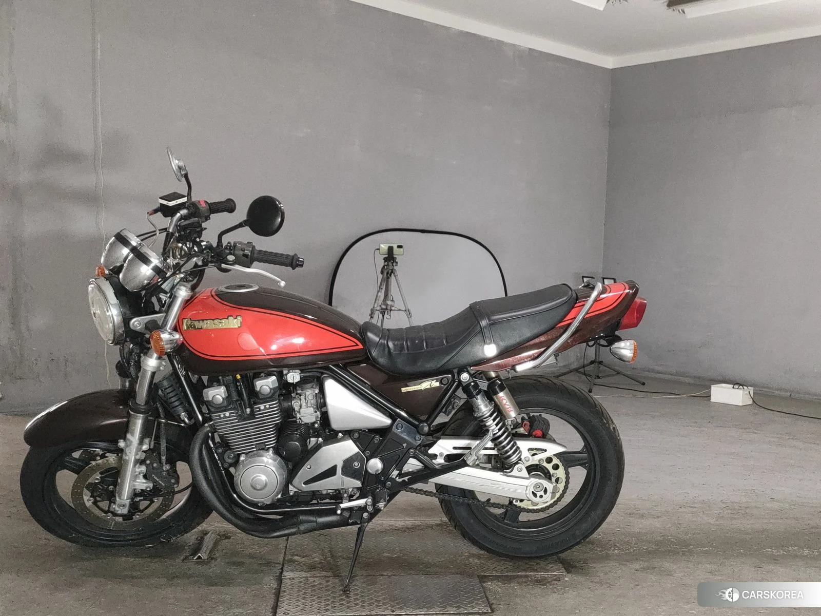 Kawasaki ZEPHYR 400 2010 из Японии