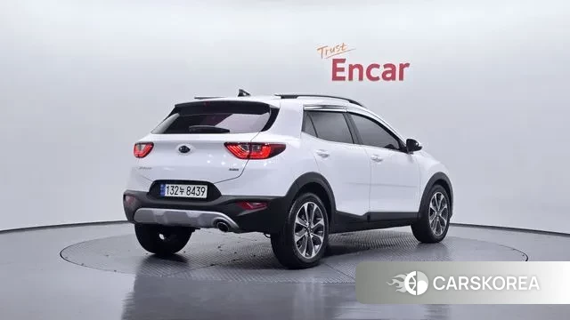 Kia Stonic id 3556975 из Кореи 12