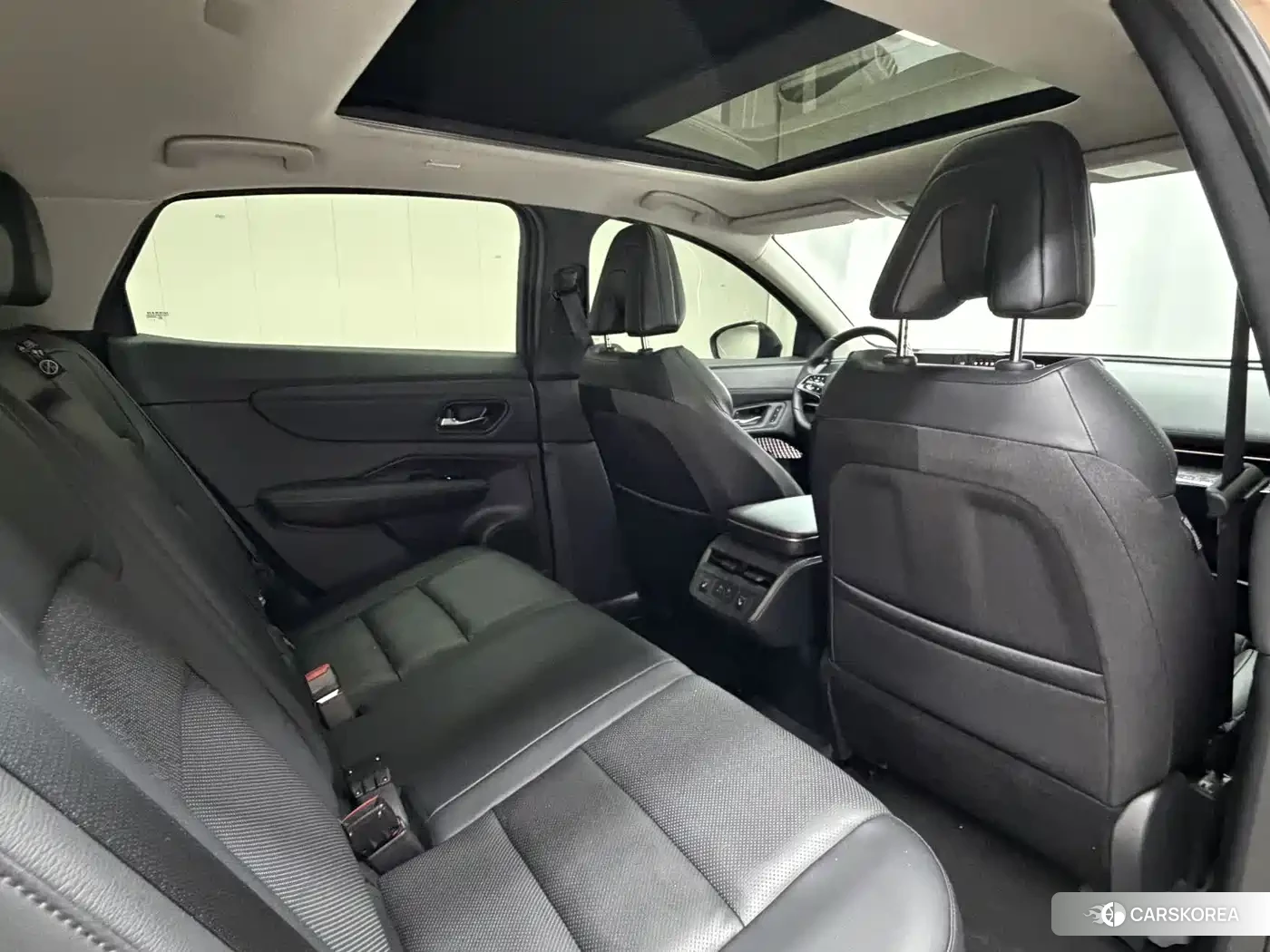 Nissan Ariya id 4547375 из Китая 12