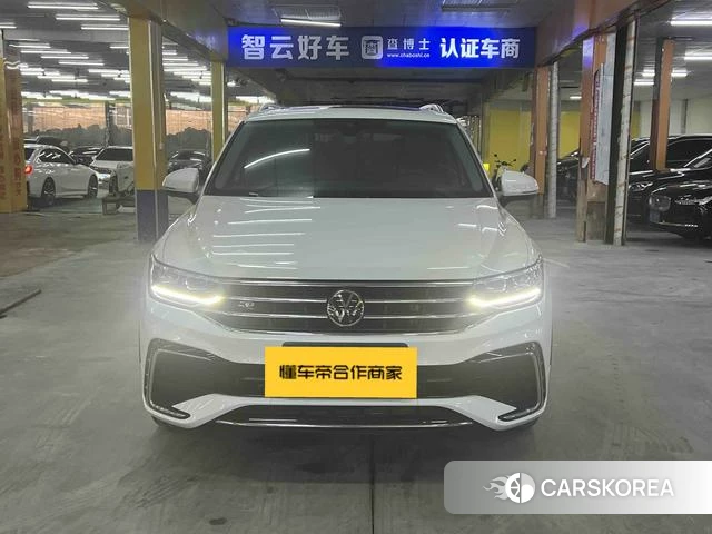 Volkswagen Tiguan L 2023 Белый из Китая, фото 2