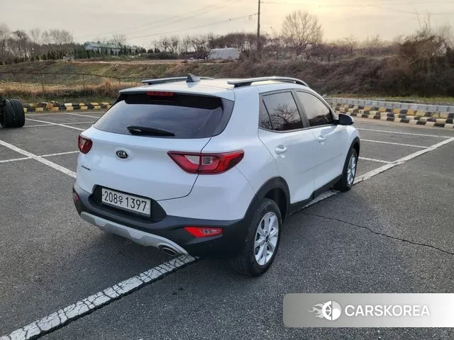 Kia Stonic id 3464897 из Кореи 9