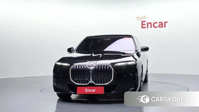 BMW 7 Series (G70) id 4935084 из Кореи 12