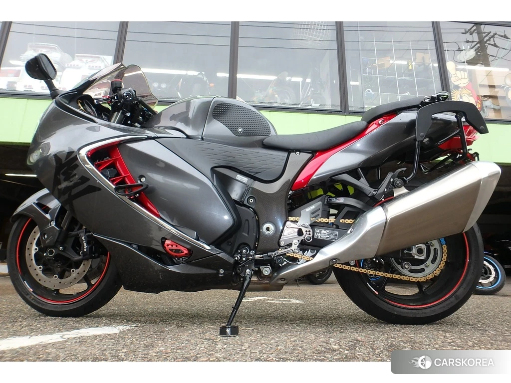Проданный Suzuki GSX1300R HAYABUSA 2022 из Японии