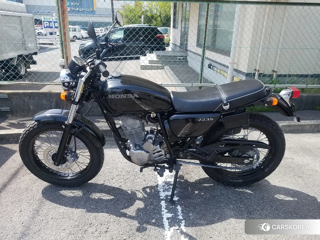 Проданный Honda CB223S 2010 из Японии