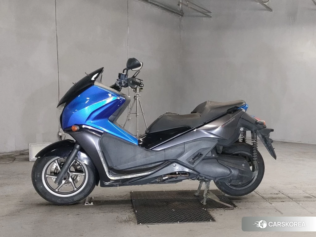 Проданный Honda PHASE 2010 из Японии, фото 2