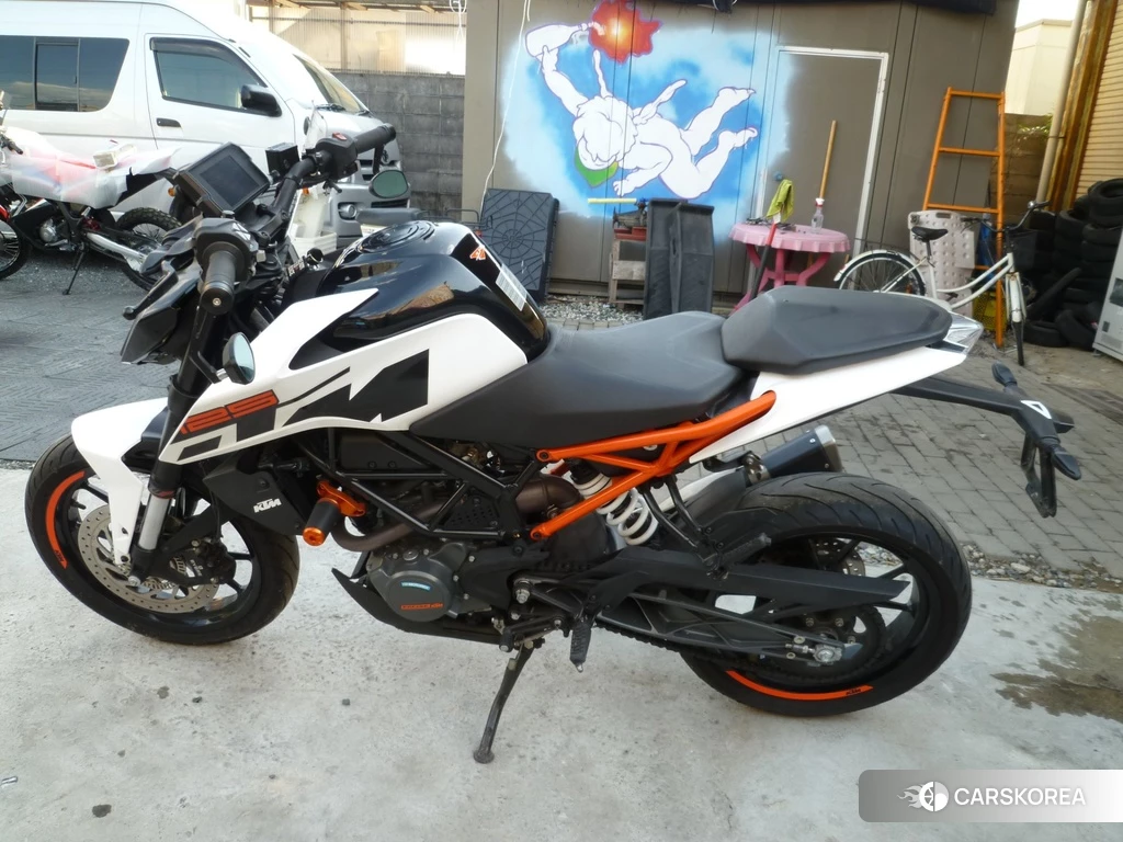 Проданный KTM 125 DUKE 2018 из Японии, фото 2