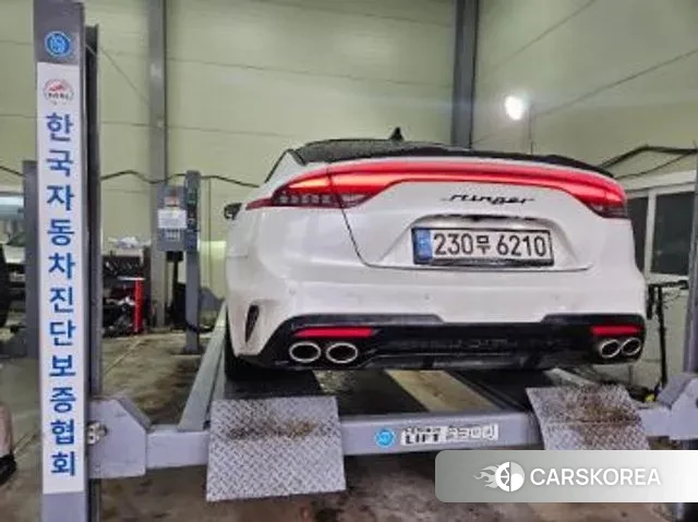 Kia Stinger Meister 2022 Белый из Кореи, фото 2