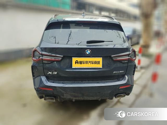BMW X3 2022 Черный из Китая, фото 2
