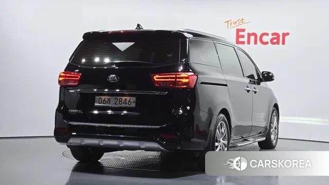 Kia The New Carnival id 3033938 из Кореи 12