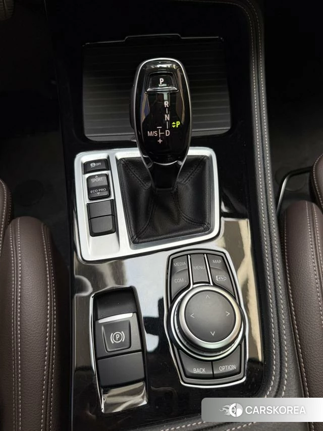 BMW 1 series id 4297494 из Китая 12