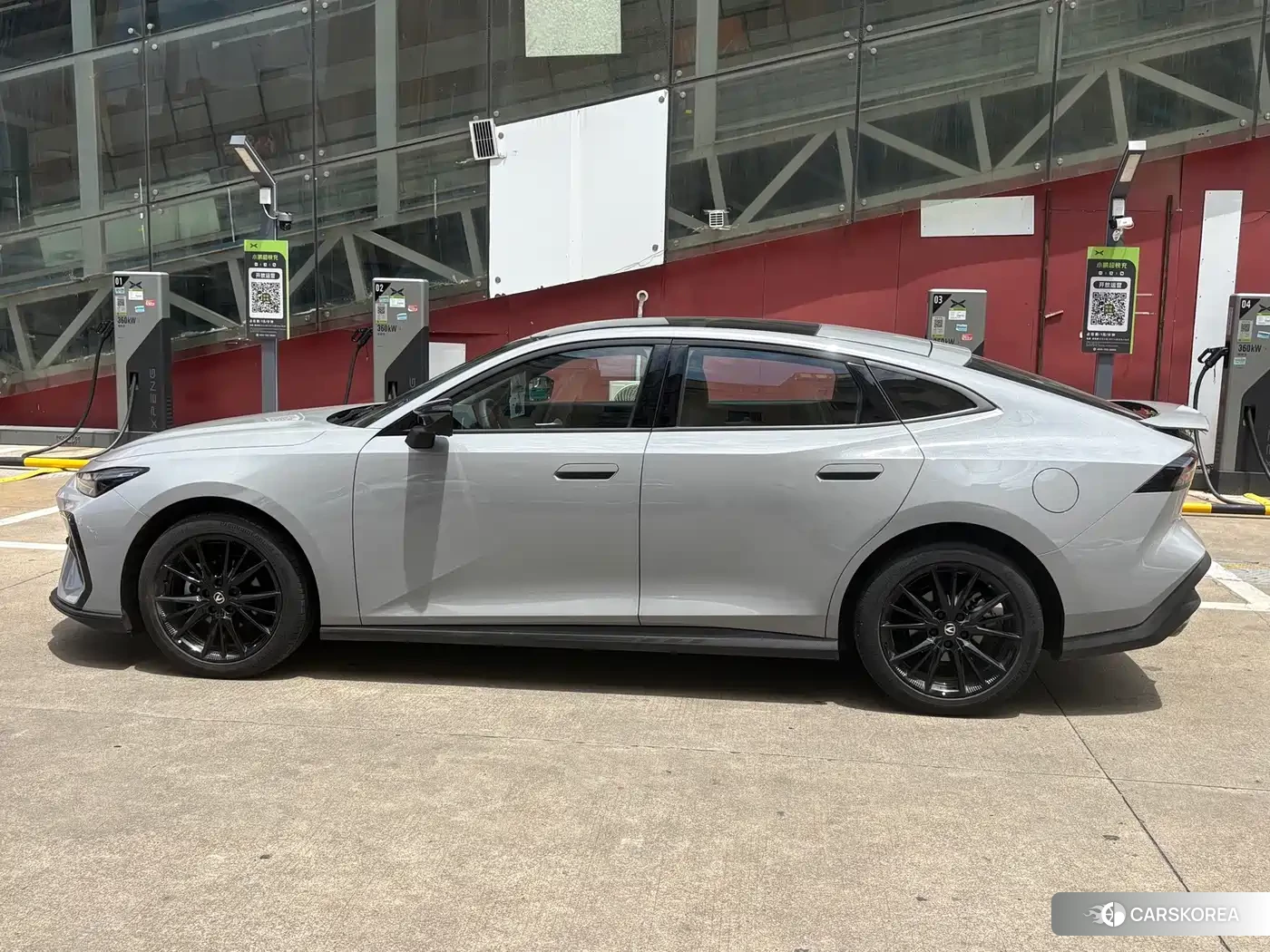 Chang'an UNI-V 2025 Silver/gray из Китая, фото 5