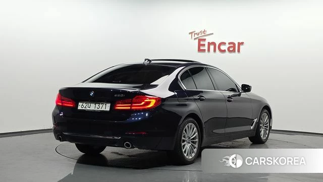 BMW 5 Series (G30) id 3966093 из Кореи 12