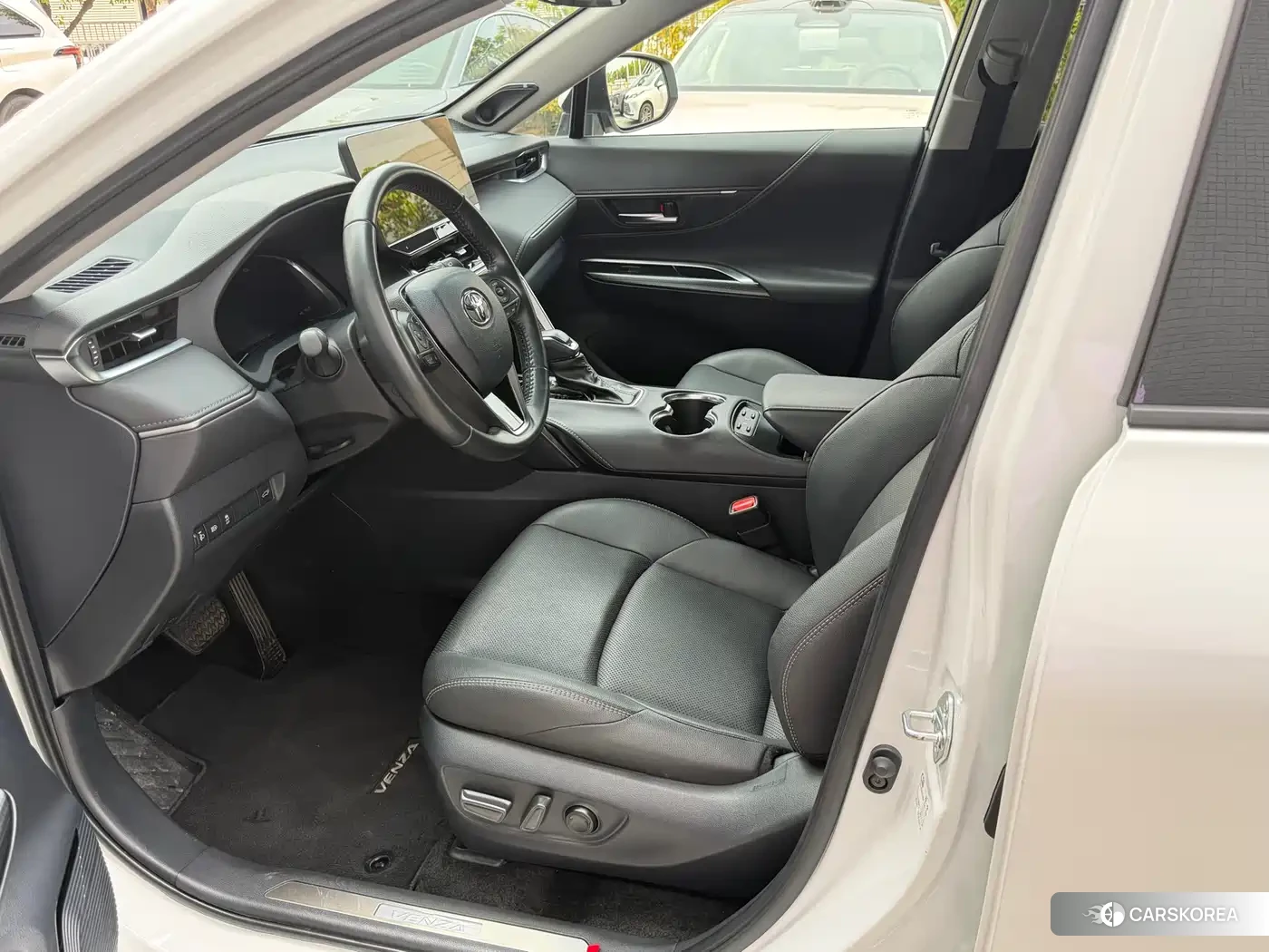 Toyota Venza 2024 Белый из Китая, фото 2