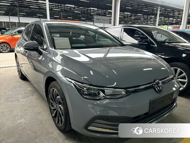 Volkswagen Golf 2023 Темно-серый из Китая, фото 2