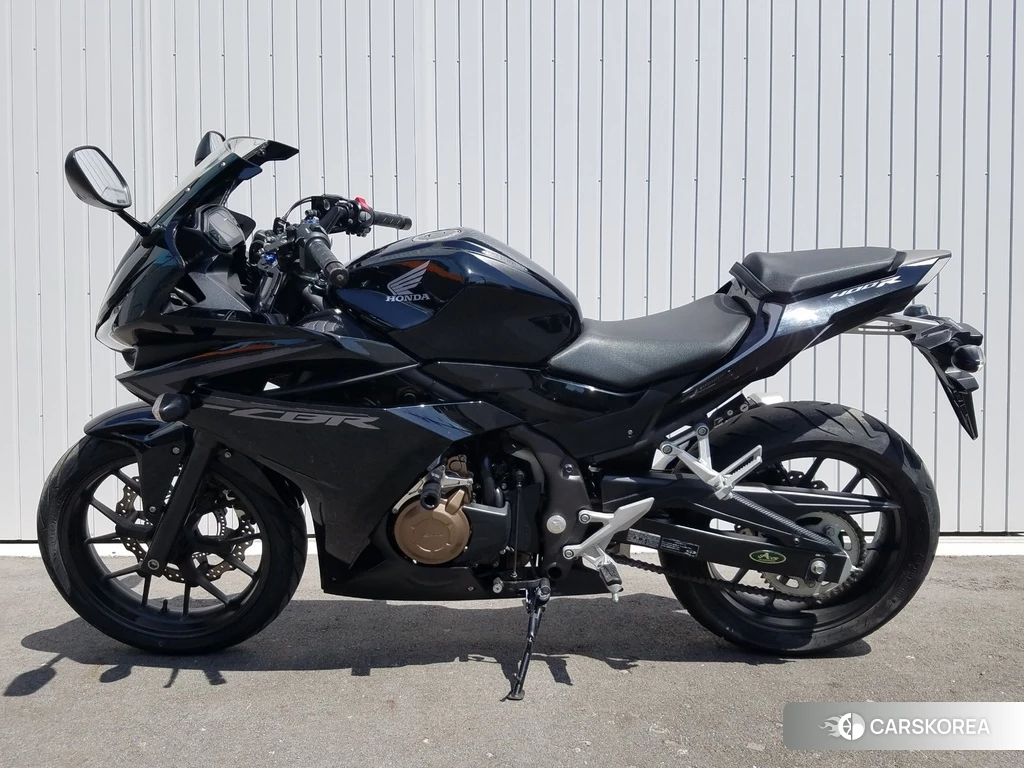 Проданный Honda CBR400R ABS 2016 из Японии, фото 2