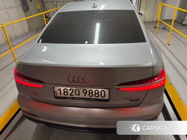 Audi A6 (C8) 2020 Серебряный из Кореи, фото 2