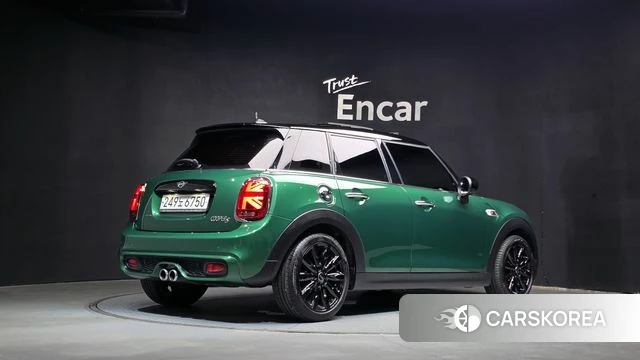 Mini Cooper S id 4689047 из Кореи 12