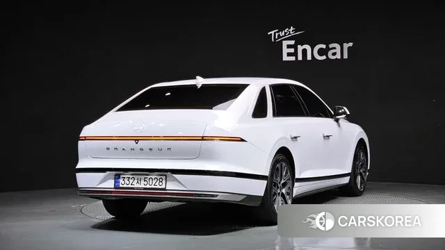 Hyundai Grandeur (GN7) id 3684424 из Кореи 12