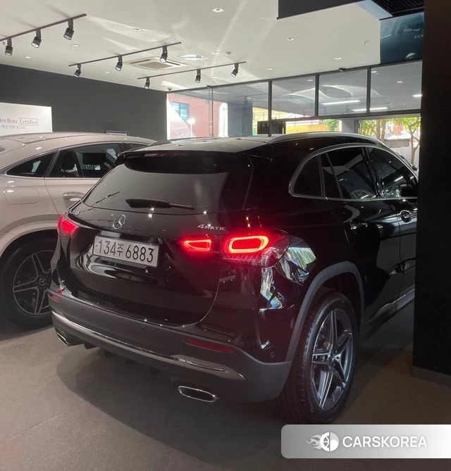 Mercedes-Benz GLA - Class H247 2022 Черный из Кореи, фото 2