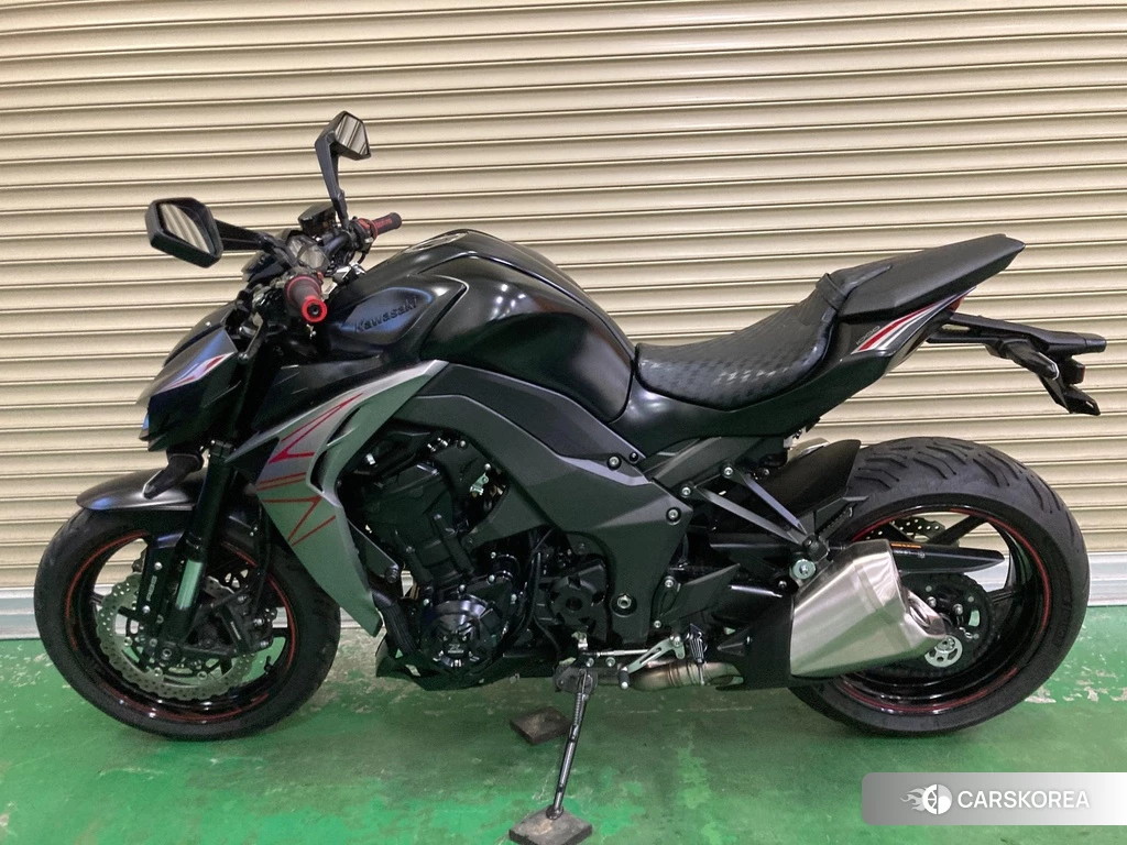 Проданный Kawasaki Z1000 ABS 2021 из Японии