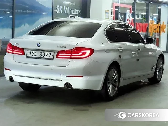 BMW 5 Series (G30) id 3728498 из Кореи 11